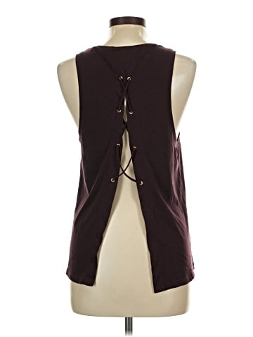 Victoria Sport Sleeveless T-Shirt (view 2)