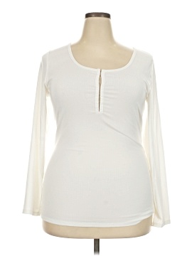 Torrid 3/4 Sleeve T-Shirt (view 1)