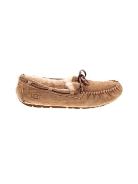 Ugg Flats (view 1)