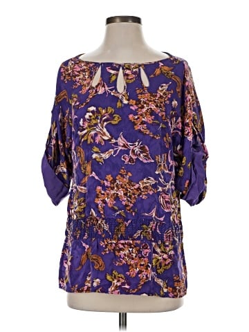 BCBGMAXAZRIA 3/4 Sleeve T-Shirt (view 1)