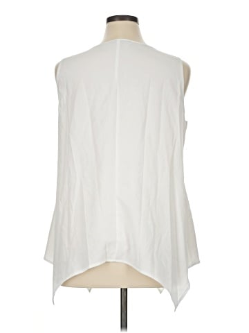BLOOMCHIC Sleeveless Blouse (view 2)