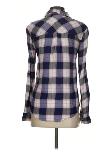 Romeo & Juliet Couture Long Sleeve Button-Down Shirt (view 2)