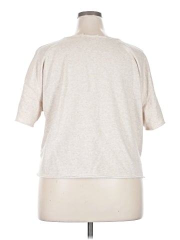 Secret Treasures Short Sleeve T-Shirt (view 2)