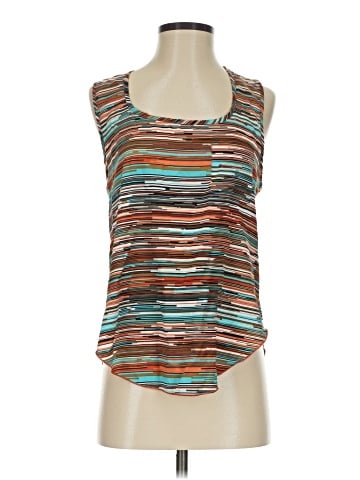 WallpapHER Sleeveless Top (view 1)