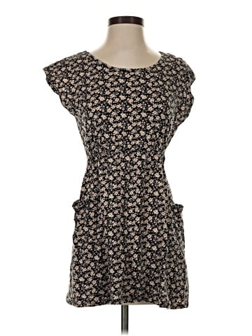 Forever 21 Casual Dress (view 1)