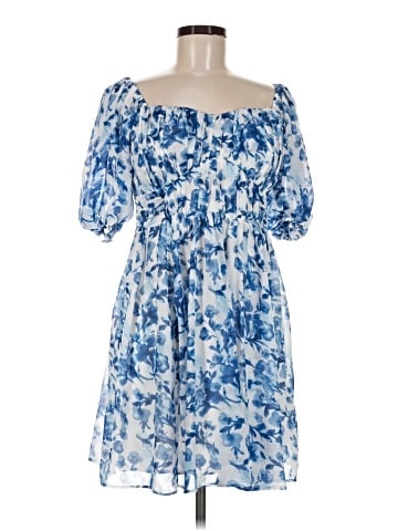 Abercrombie & Fitch Casual Dress (view 1)