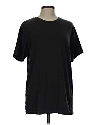 Fabletics Short Sleeve T-Shirt (view 1)