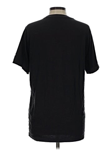 Fabletics Short Sleeve T-Shirt (view 2)