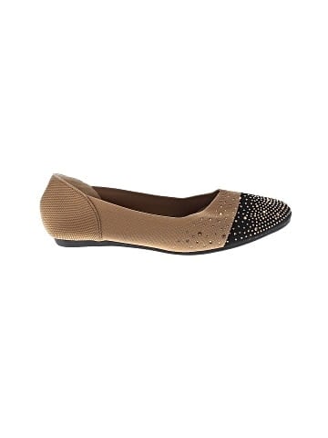Unbranded Flats (view 1)