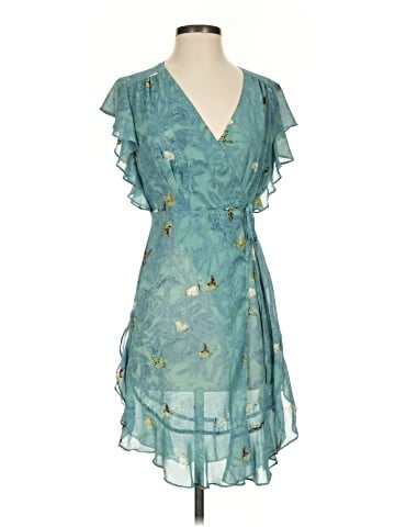 Feathers Kimono (view 1)
