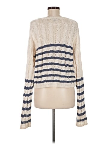 American Eagle Outfitters Pullover Sweater (view 2)