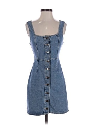 Urban Outfitters Casual Dress (view 1)