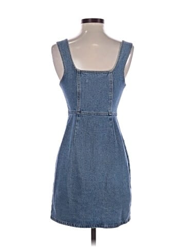 Urban Outfitters Casual Dress (view 2)