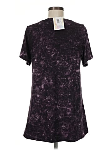 Lularoe Short Sleeve T-Shirt (view 2)