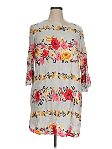 Old Navy Casual Dress (view 1)