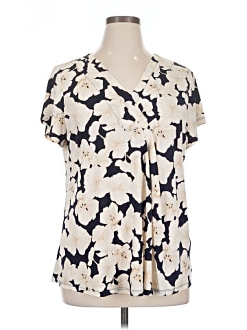 Lane Bryant Short Sleeve T-Shirt (view 1)