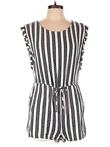 Universal Thread Romper (view 1)