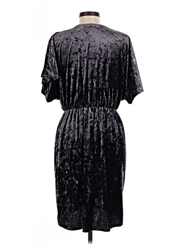 Xhilaration Short Sleeve T-Shirt (view 2)