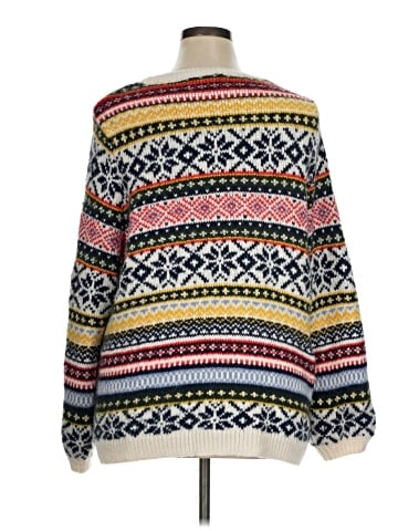 Old Navy Pullover Sweater (view 2)