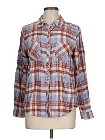 Maurices Long Sleeve Button-Down Shirt (view 1)