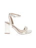 Lulus White Sandals Size 8 - photo 1