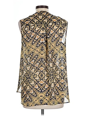 a.n.a. A New Approach Sleeveless Blouse (view 2)