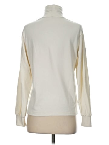 Uniqlo Turtleneck Sweater (view 2)