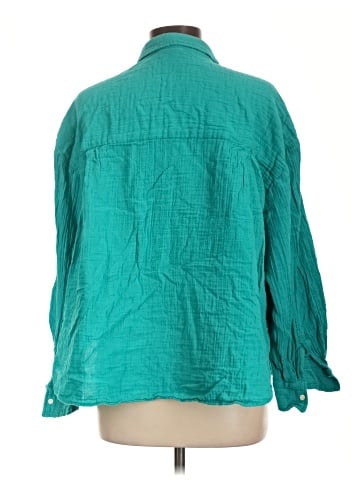 Gap Long Sleeve Button-Down Shirt (view 2)