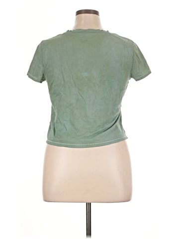 Universal Thread Short Sleeve T-Shirt (view 2)
