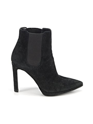 MICHAEL Michael Kors Ankle Boots (view 1)