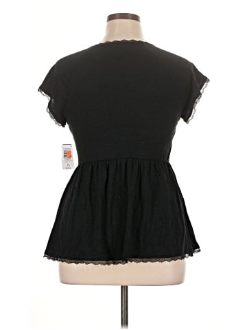 Torrid Sleeveless T-Shirt (view 2)