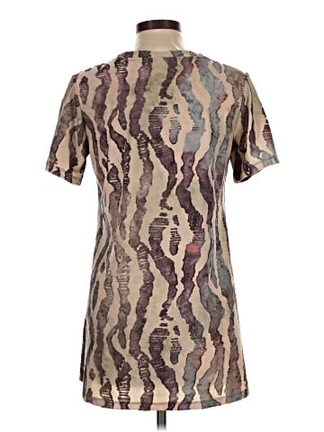 LOGO by Lori Goldstein Short Sleeve T-Shirt (view 2)