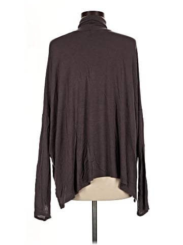 Feel The Piece Long Sleeve Top (view 2)