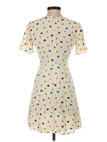 Madewell Orchard Flutter-Sleeve Dress in Confetti Floral (view 2)