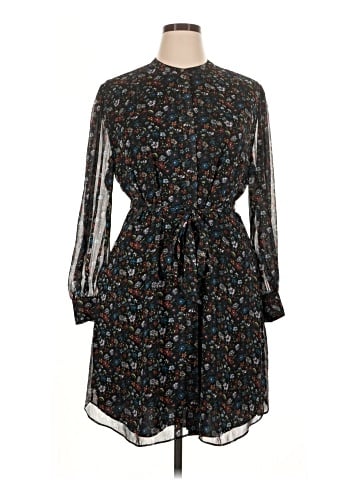 UNTUCKit Casual Dress (view 1)