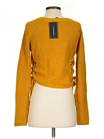 Moon & Madison Pullover Sweater (view 2)