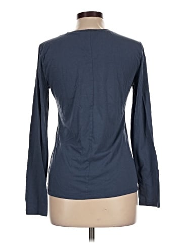 Victoria's Secret Long Sleeve T-Shirt (view 2)