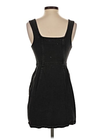 Urban Outfitters Casual Dress (view 2)