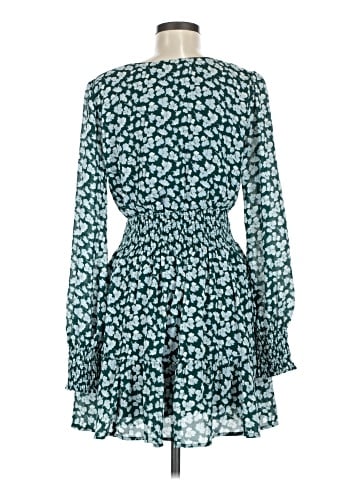 Abercrombie & Fitch Casual Dress (view 2)
