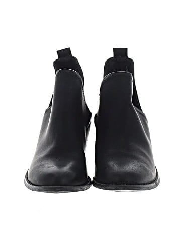 Universal Thread Ankle Boots (view 2)