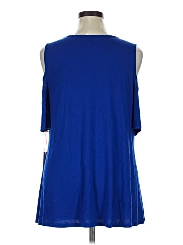 Elle Sleeveless Top (view 2)