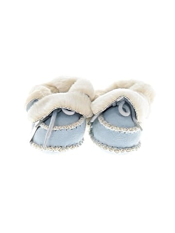 The Children's Place Booties (view 2)