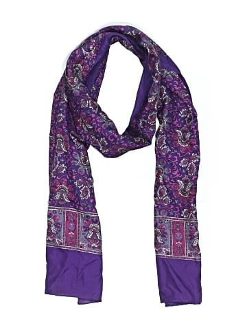 The Specialty House scarf (view 1)