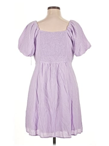 Old Navy Casual Dress (view 2)