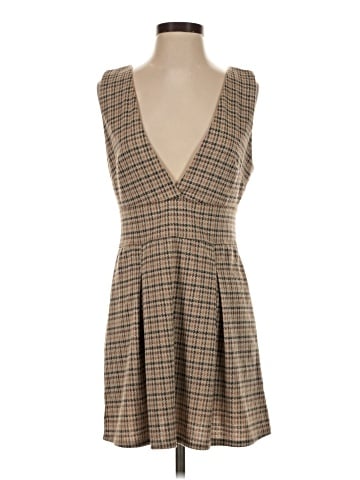 American Eagle Outfitters Cocktail Dress (view 1)