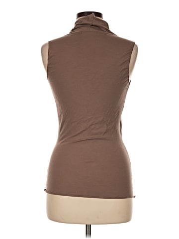 Velvet Sleeveless T-Shirt (view 2)