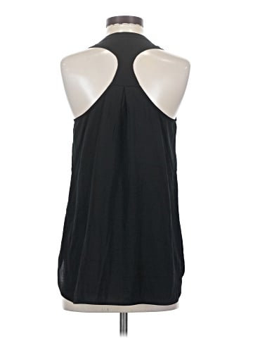 Banana Republic Sleeveless Button-Down Shirt (view 2)