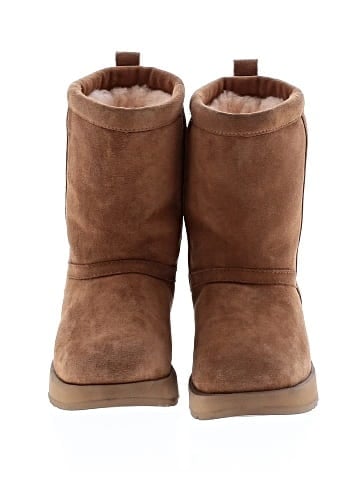 Ugg Boots (view 2)