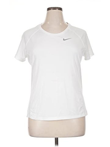 Nike Active T-Shirt (view 1)