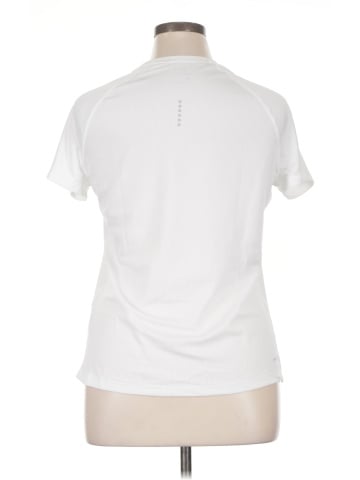 Nike Active T-Shirt (view 2)